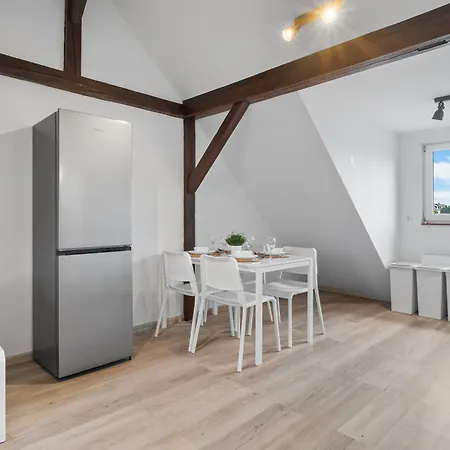 Ba02 Dachgeschoss Apartment! *