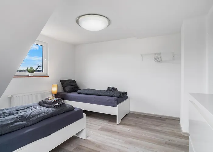 Ba02 Dachgeschoss Apartment! Floersheim am Main